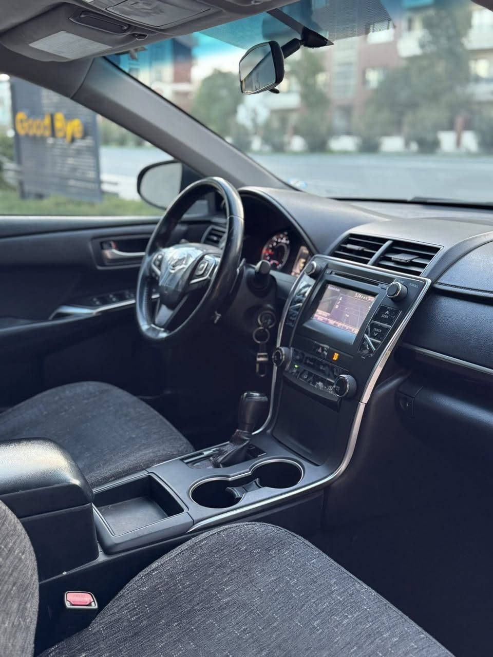 Camry 2016 SE
***********
0750 7304980 
 تویتا کامری مودیل 2016 نفطي 
ماشي 70 میل كلـش كلش نظيف وحلوة وكل جسمها بشرط

‏‎ (..، کامیرە. ،،تحدید سورعە،" سكان ڤۆلێۆم،سوکان تلفون ،اوكس و سیدی،بلوتوس ، كير عادي و اوتماتيكي.کیر  سوکان  .کشن جلد . ، ،كشن کارەبا،...) 

بس بوند صبغ بدون دواخل بدون شواصي بدون حالوب 
محرك كير واير بشرط 
سيارة حيل نظيفة كلشي عل بلاد جديد 
سنوية هزة كلشي جديد٢٠٢٩ مدفوع لـ
باسمي السنوية بشرط تحويل وغرامـة

سيارة مابيـها دينار مصرف كامل من كل نواحي
نظافه ١٠٠٪؜ كامل سيرفس بدون نقص و بدون مصرف
سياره مال بيت أي نقص مابيها 
مکان سیارە سلیمانیە 

سعر 157 $
