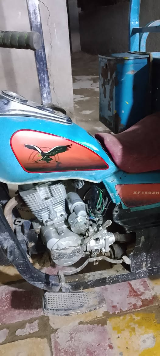 سلام عليكم ستوته لبيع مديل 20ستوته نضيفه بس بيه خياس  بصفحه +تخم تاير +باتري جديد+ شاير جدد +لايت جديد+  كابريته جديده ستوته نضيفه شغل وطلع سعر1500وبيه مجال رقمي*********** وانه خادم
