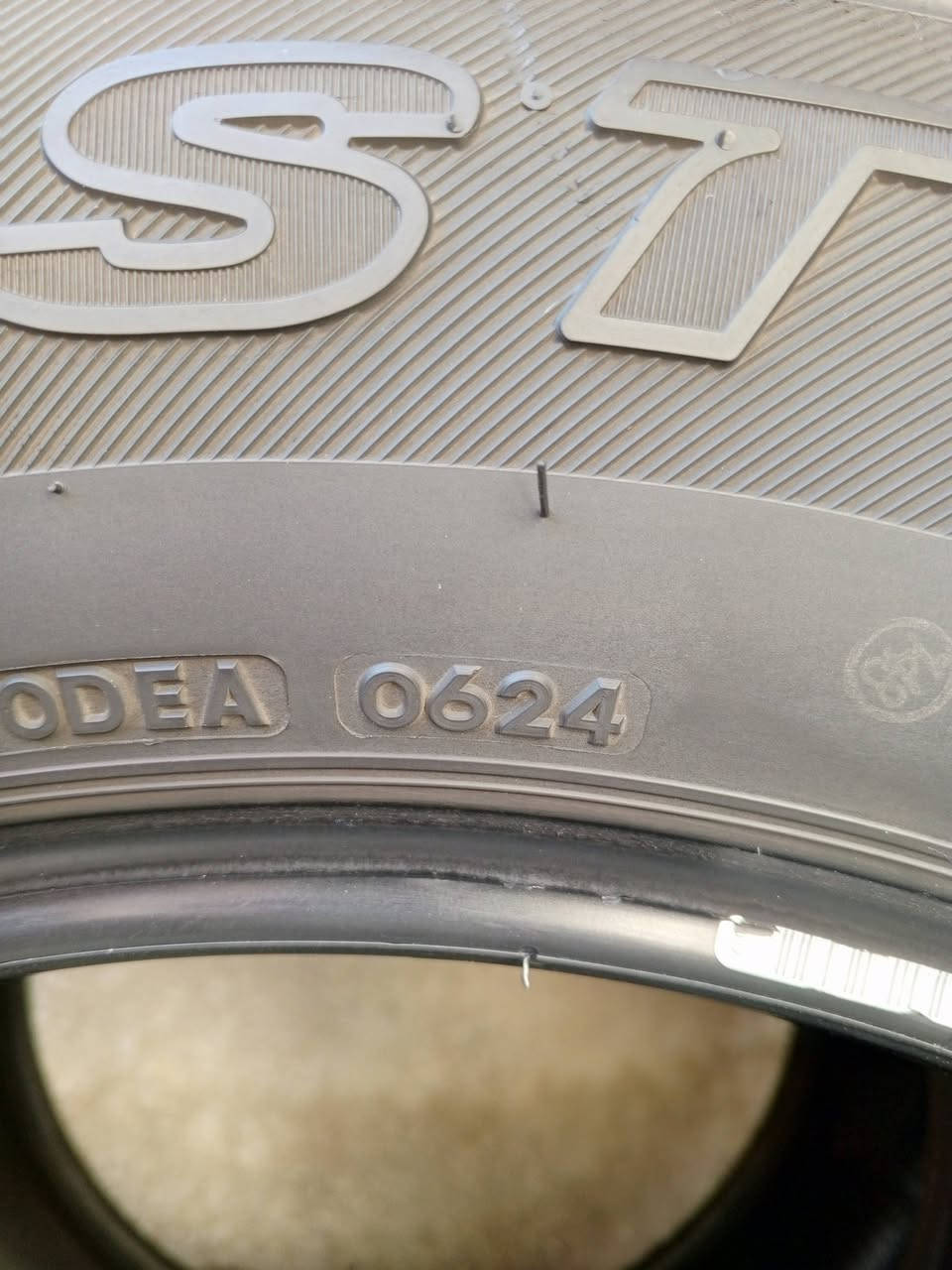 زوج تاير نضيف عالفحص والشد حجم 17 تايلندي انتاج 24 للبيع ***********
