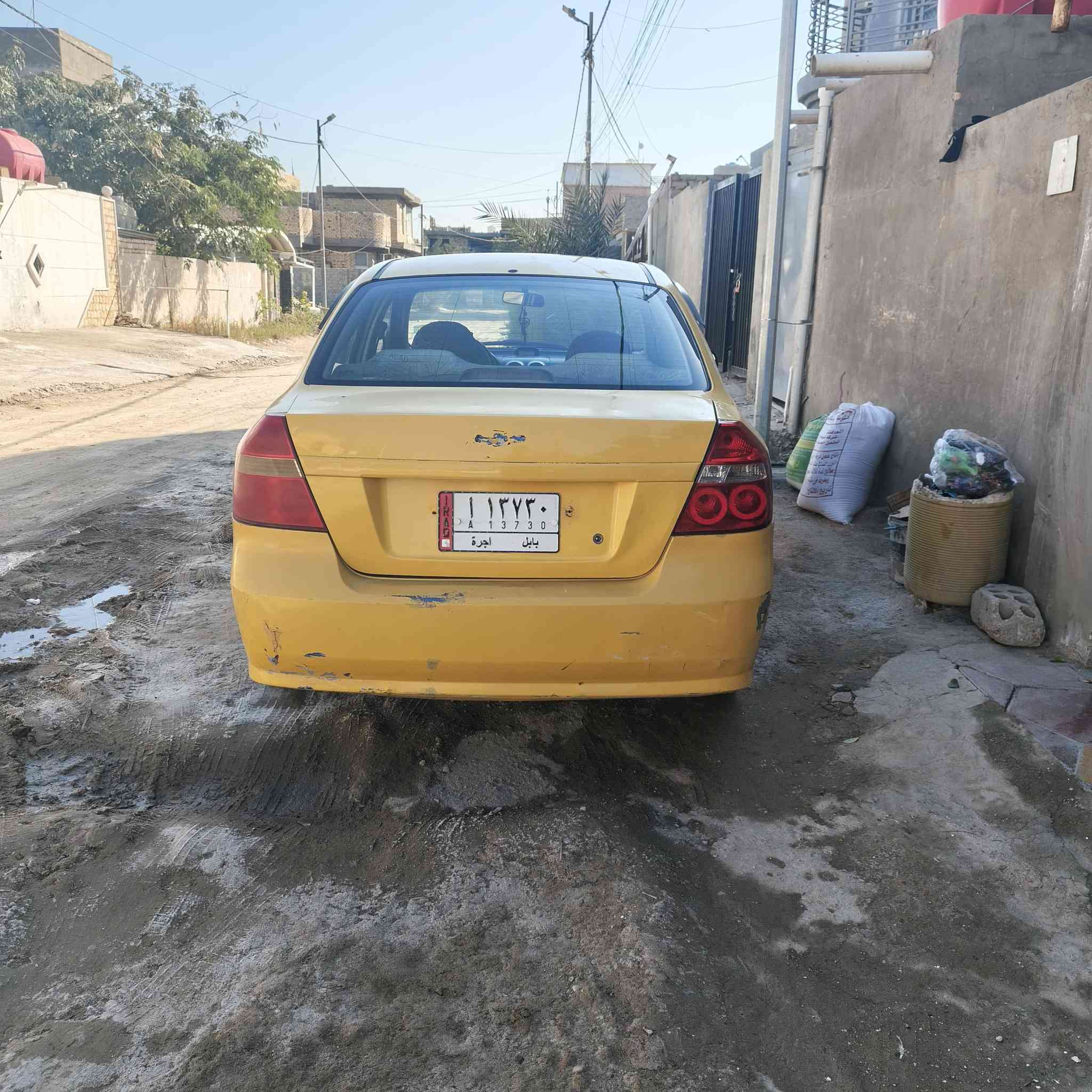 السلام عليكم اڤيو موديل 2007 السعر 45 وبيها مجال 
العنوان ابي غرق 
***********
