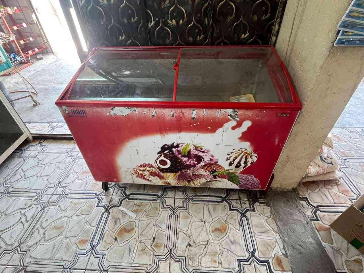مجمده وميز لبيع


**إذا كنت صاحب هذا الإعلان وتريد حذفه لأي سبب، رجاءا أرسل رسالة إلى الدعم الفني**