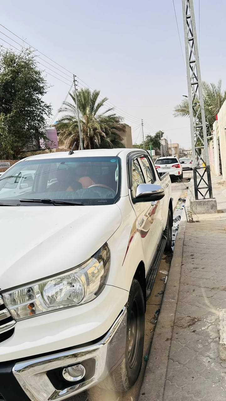 السلام عليكم ورحمه الله وبركاته
تيوتا هايلوكس فلاونزا   
بيها مدكر اما مي مصبوغ فقط بدون ضرر ولا معجون 
وبيه مكان بارد يم الدعاميه الخلفيه  +الباب الخلفي 
رقم جديد اربيل هزه جديده سنويه جديده موديل 2018 اوتماتيك حداده جديده توني مسويها 
محركها كاز بيها تبخير كلش كلش قليل من القبق مال الدهن بدون تنقيص ولا دخان ابيض كل الگاز هالشكل لكن انا اذكرها كل شي مذكور لئن بيع مستعجل واريد ابيع
السياره جاهزه وجديده السعر 210 وبيها مجال كلش بسيط 
السونار مرفق مع الصور 
 
عنوان السياره البصره الزبير 
***********
