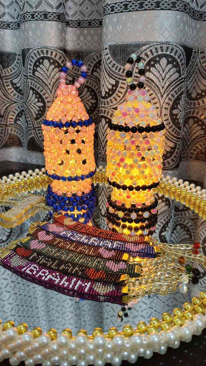 حقائب واكسسوارات وديكورات خرز حسب الطلب 
༺ للطلب والاستفسار مراسلتنا على الخاص ༻
اساور مع الاسم حسب الطلب 📿


**إذا كنت صاحب هذا الإعلان وتريد حذفه لأي سبب، رجاءا أرسل رسالة إلى الدعم الفني**