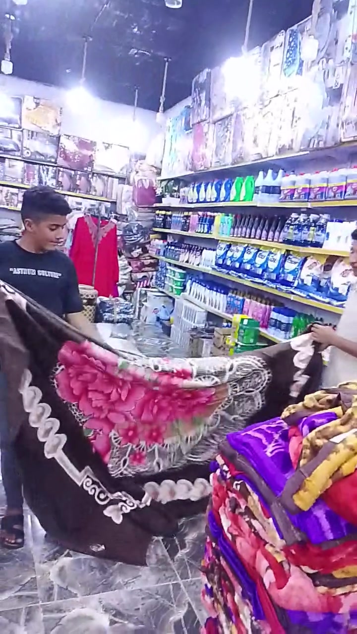 والله عروضنه أبد متخلص كلشي رخيص وبلاش في مجمع يوسف المفروشات والمنزليه عنوانه بيجي شارع المقبره مقابيل مدرسه الاريج


**إذا كنت صاحب هذا الإعلان وتريد حذفه لأي سبب، رجاءا أرسل رسالة إلى الدعم الفني**