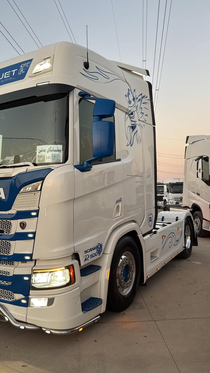 معرض مەتین 
——————
جۆر : اسکانیا راس ترێلە 
مودیل : 2018
حجم : R500
کیلۆمەتر : 700KM
رەنگ : سپی-شین
سوپر عادى
::::::::::::::::::::::::::::::::
مواصفات ✅
~~~~~~~~~~~~~~
کامیرا ✅
حساس ✅
رادار ✅
سلاجە ✅
سبلیت خزن ✅
دخل لیزر ✅
لایت لیزر ✅
لایت زینۆ ✅
کشن تبرید ✅
ستة بلاجکتۆر ✅
تاخم دعامى ✅
تاخم وینج ✅
سپایدر بیلاد ✅
ویل کرۆم ✅
ریتایدر ئاو ماء 💧 ✅
کلین تایتل ✅
————————————
***********
***********
