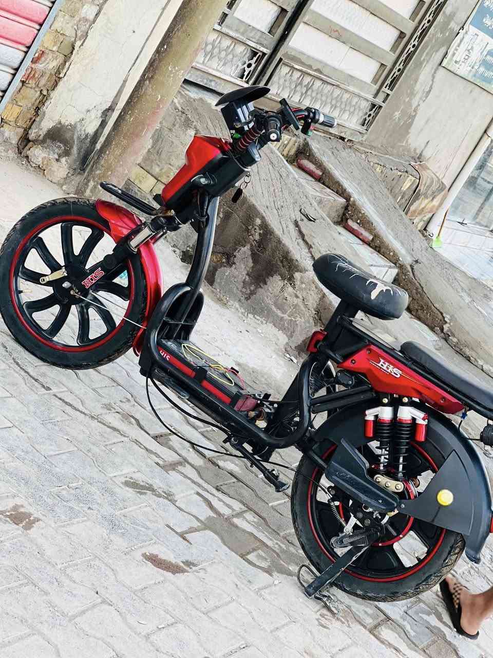 دراجه شحن سرعتها 100
5 بطاريات  نضيفه وشغاله 
   السعر 250

باسكل باله الحجم 26
السعر 110

الاستفسار ***********
