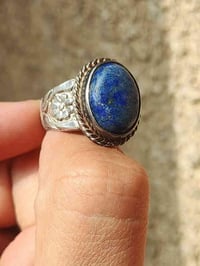 خاتم لازورد قديم فضه  سعر الخاتم 35 07765293200  توصيل محافضات 5 الاف