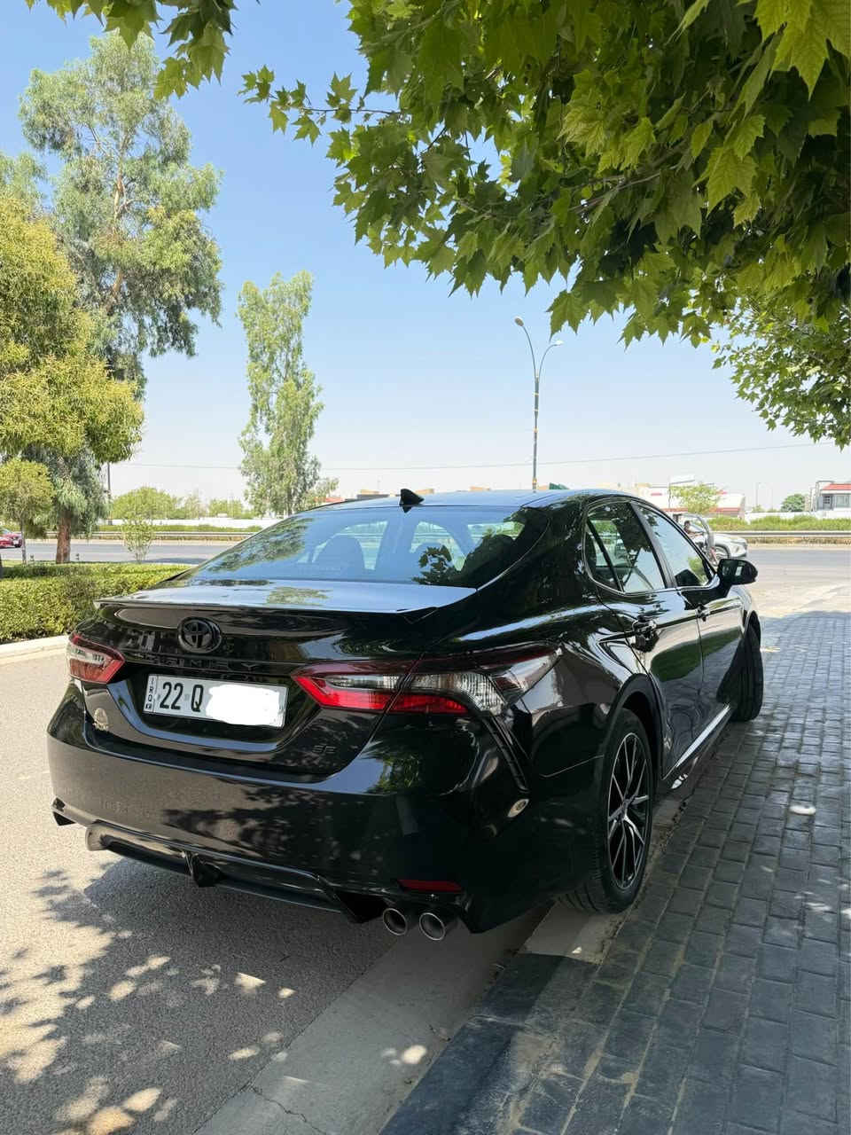 تۆیۆتا کامری 2023
مواسەفات ئەمریکی SE Night Shade
رۆیشتووە 29,000mile
دووپارچەی بیلادی ئەمریکا گۆراوە پێش و پشت کەپسە
٥ مانگە رەقەم کراوە ژینگە و هەزە و هەموو شتێکی نوێیە
رەقەم شانسی:4T1G11AK1PU816067 
بۆ زانیاری زیاتر پەیوەندی بەم ژمارەیەوە بکە:*********** أربيل, العراق
