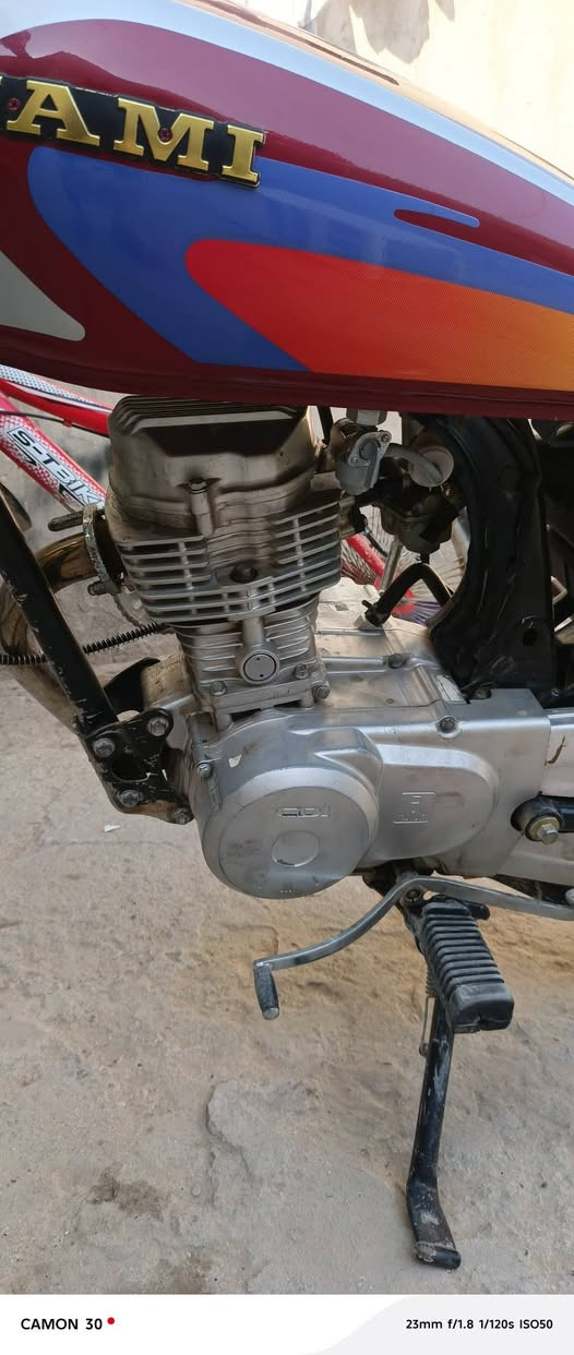 شاصي ادوات للبيع ومكينه نامه اُصًلًيےّ  23 ومكينه نامه متياز هم عدي وعدي كسن تفصال وسيدي وتفصال عدي كلشي عدي خويه. ليريد شي خادم اله اني 💛***********
