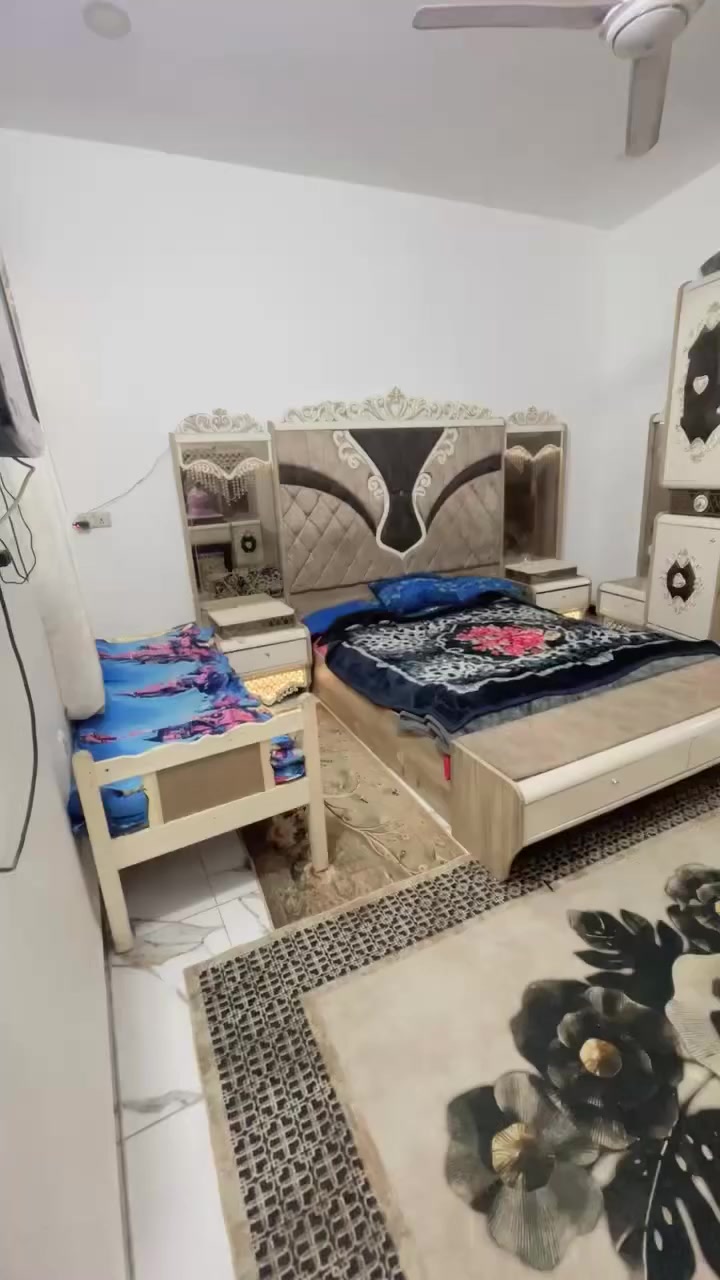 غرفه البيع مستعجله عله بيعتهه التصال وستفسار عله هذا الرقم ***********
