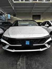 وصلنا هذه الجمال موديل ٢٦ صفر كيلو متر محرك ٢٠٠٠ موصفات بلو فول الفول ...