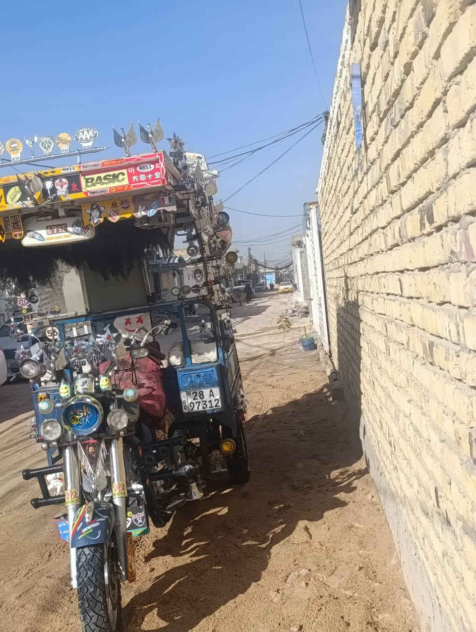 السلام عليكم 2007للبيع مكفوله كفاله عامه مابيه قطرت لحيم رقم انكليزي بسمي مداور ثاني يوم السعر 6ونص***********للسفسار
