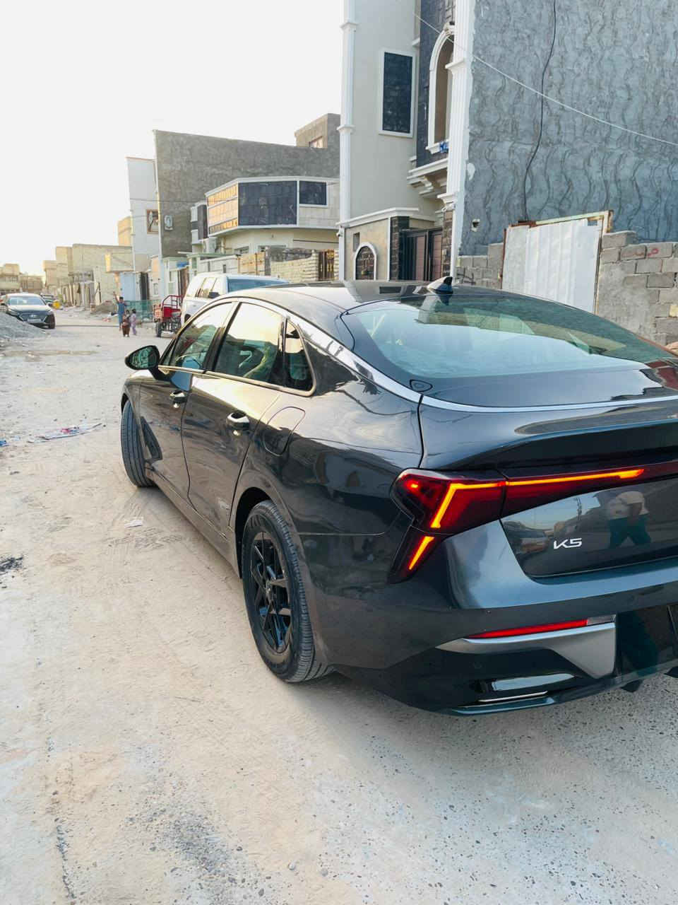 سلام عليكم عندي كي فايف مديل 2025 زيرو بدون رقم وارد امريكي مواصفات جيتي لاين مكينه 2500تنفس طبيعي دخول جديد حادث ٣قطع تبديل للاستفسار ***********
