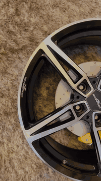 السلام عليكم 
تخم ac شنايزر قياس 18 اصلي مال حاوية قطعة جدا مميزة عرض 9 انج 
سعر 400$ 
بغداد مجمع مشن تقاطع زيوت معرض الصفار يتوفر توصيل 
للاستفسار واتس اب ***********
