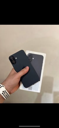 آيفون 16 بلاس • ١٢٨ • بطارية ١٠٠