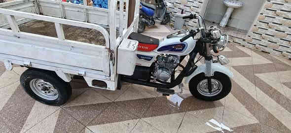 ستوته دايون 2018

لون ابيض 

شاصي مكفول 

رقم وسنويه مداور بنفس اليوم 

مكينه مكفوله جديده صارلها شهر ونص. 

كهربائيات كامله كله جديد 

تواير  نضاف و كلهن جوبلس. 

اكسن نضيف خير من الله 

صدر خير من الله 

البدي معمر وكامل باقي بس صبغ ولزكات 

من الاخير ستوته جاهزه من كلشي 

المكان ناصريه مركز 

***********  اي استفسار خابرني 

السعر 2750 وبيها مجال. ما متواجد  ع الفيس. فقط اتصال. او واتساب
