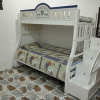 تخت • مستعمل شوية • توصيل للبيت