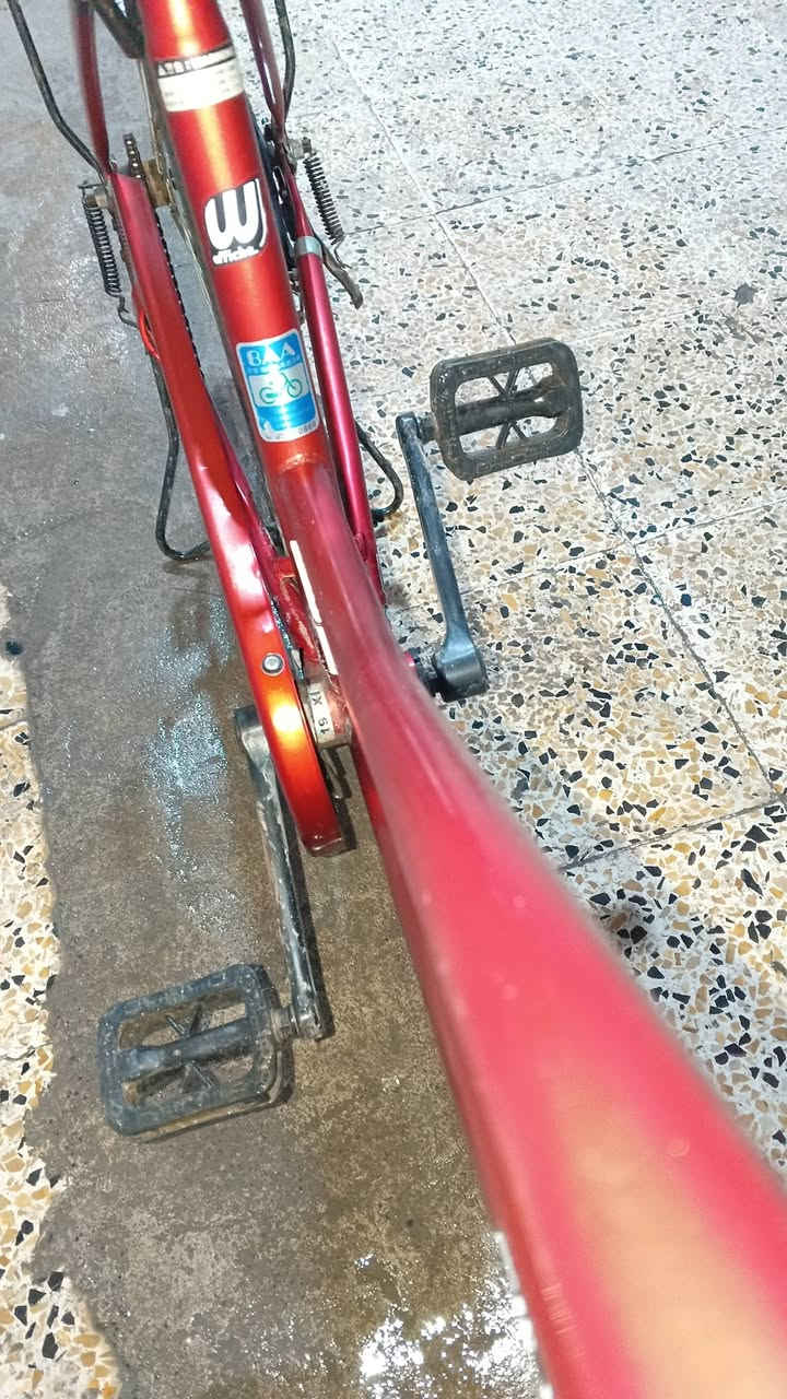 سلام عليكم
سلام عليكم 
باسكل للبيع عبد الحليم شركه اوفج لون احمر الباسكل نضيف غراضو كامله طفاريات بس بريك الكدام مابي الباسكل كفاله عامه من التاير للتاير الباسكل حيل حلو وكاعد فول موديل 19 شهر 11 ختم واحد سعرو 95 قفل التواصل خاص او رقمي ***********
