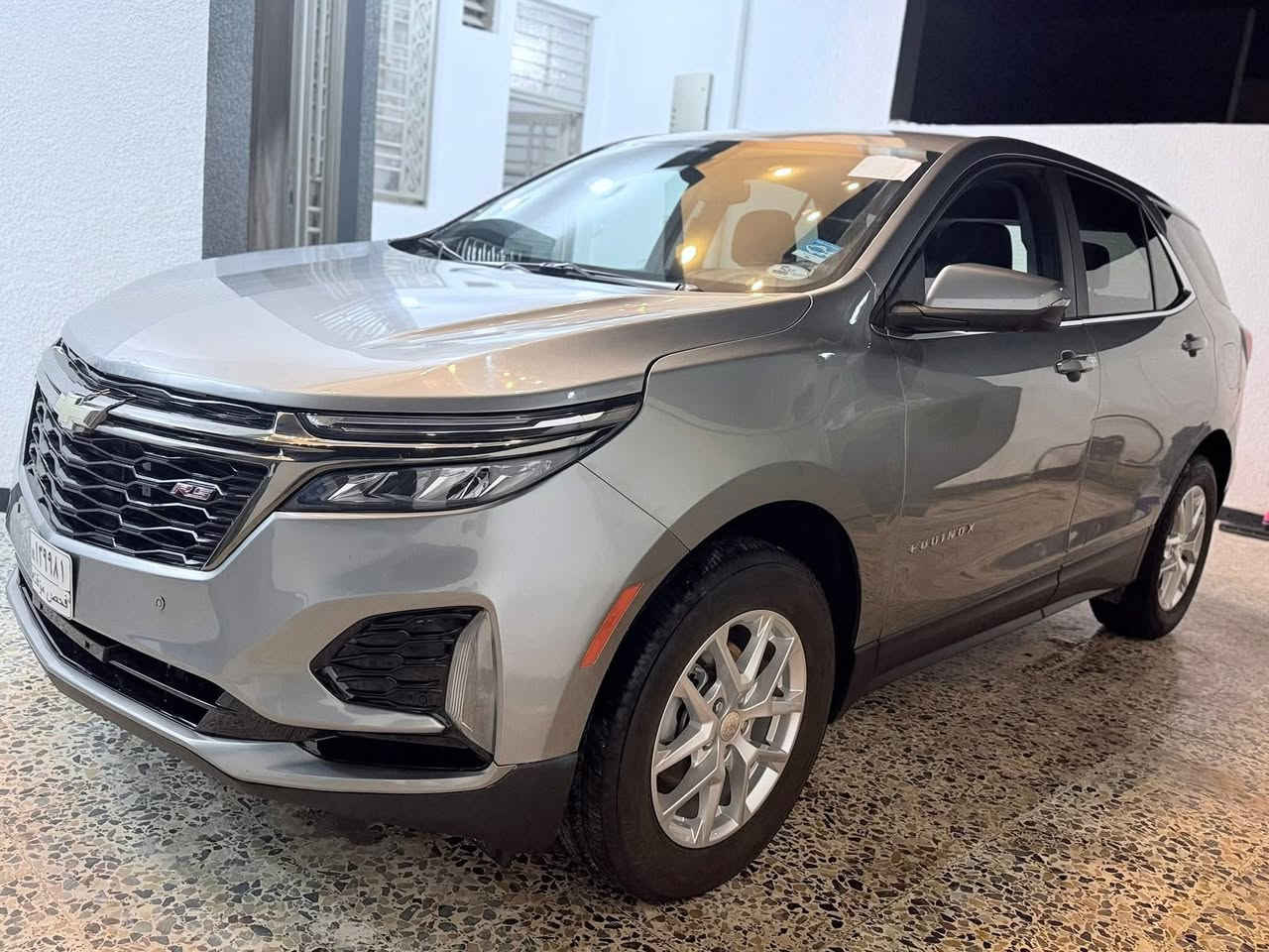 السلام عليكم
شوفر ليت كوينكس 2024 الفئة 5Lt كامرات فول مواصفات بدون فتحة دخول جديد مرقم واسط مميز ماشية 20 الف حادث خفيف بدون تبديل بدون دواخل بدون ايرباك صبغ ربع جنطة فقط 

العنوان : كوت 

***********
