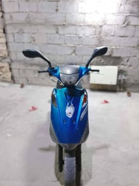 سازوكي ٢٠٢٣ • ١٢٥ سي سي • الرمادي ٥كم