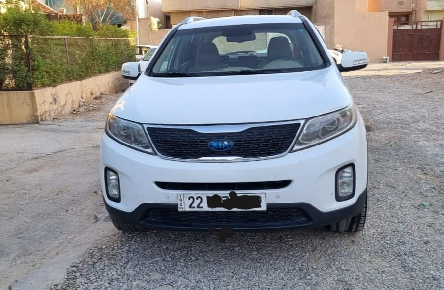 سلام عليكم كيا سورينتو للبيع او مراوسه ويا سنترا كورلا كيا سبورتاج حسب قناعة،، سورينتو موديل 2015 كلين بدون صبغ بيها كم ملاحظ صغير محرك 24 مفتوح شرط فحص سنويه جديد بسمي بيها دفتر بنزين سيارة فول مواصفات بس بدون فتحة مكاني كركوك او اتصال *********** خاص مفتوح سعر 170 بيها مجال ، كركوك, العراق
