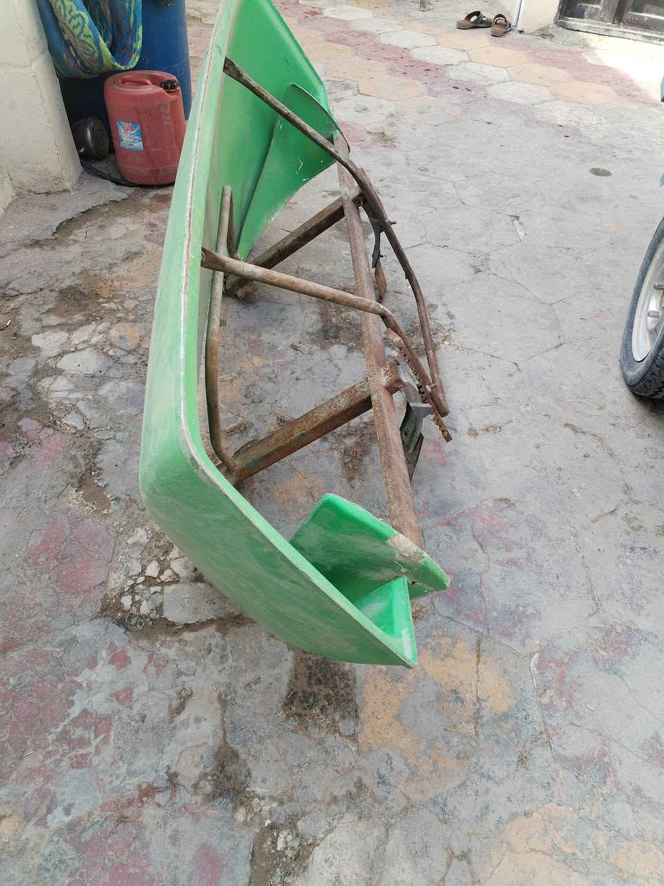 كاسحة.. البي.  كرواتي.. للبيع جديده بمعنى الكلمه🏅👍🏽 شرط النضافه... كامله هيه و قواعدها... ***********.
