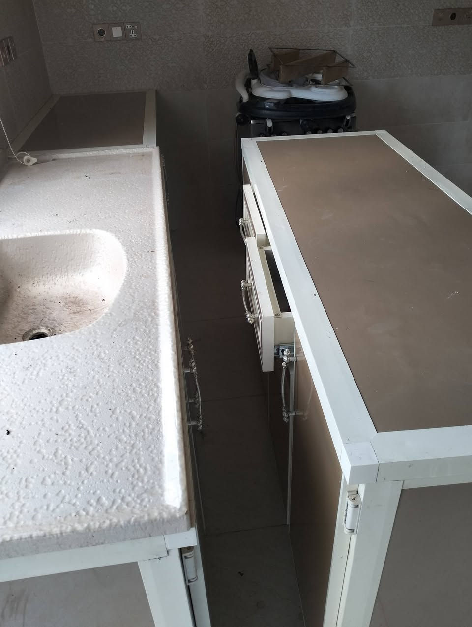 للبيع كاونتر بدون ملحق سنك 190سم قطعة175سم..وقطعة 125سم..مع طباخ نظيف أربع عيون ...350الف


**إذا كنت صاحب هذا الإعلان وتريد حذفه لأي سبب، رجاءا أرسل رسالة إلى الدعم الفني**