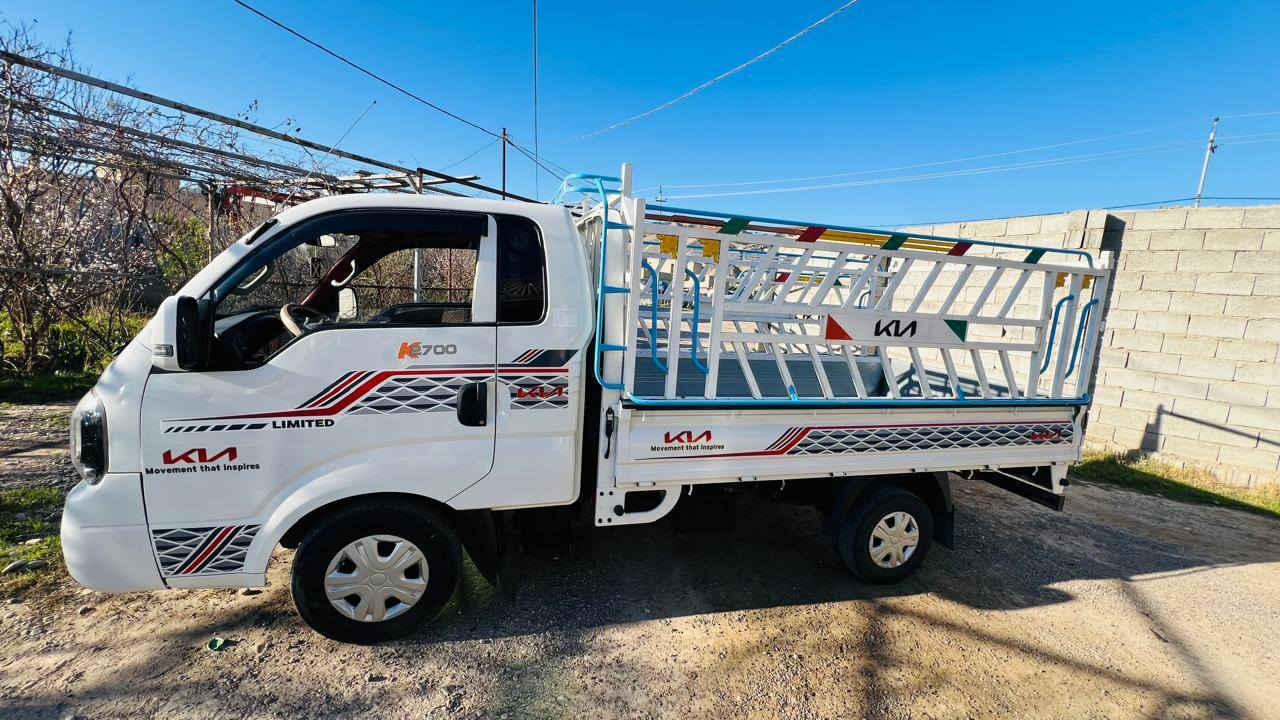 السلام عليكم وين اليدور جديد ونضيف كيه للبيع موديل 22 رقم صلاح الدين سنويه وهزه ورقم جديد شرط التحويل السياره عل وضع الشركه كلها كير ومحرك وشاصي تايرات وصدر جدد كلها بل شرط  شاشه بل دشبول لوايت زنزن السياره حلوه حيل مكان السياره قريه المسحگ السعر 145 وبيها مجال شي قليل الشراي يتصل ***********
