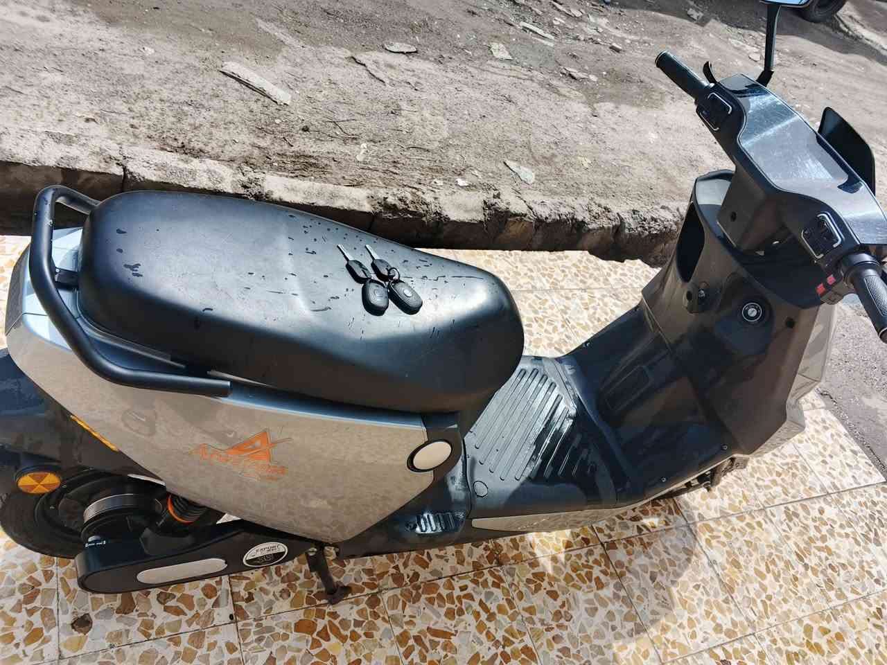 موطور شحن اللبيع  شرط كلو شغل شرط كلو شرط يعني جديد يعني جديد مواصفات معروف بي بك للخلف شرط كلو على فحص شرط السعر 475/بيها مجال رقم موبايل كورك اسياء بي وتساب موصل ايسر اتصل ودالل موشري رحمه ولديكم لايخبر
***********
***********
