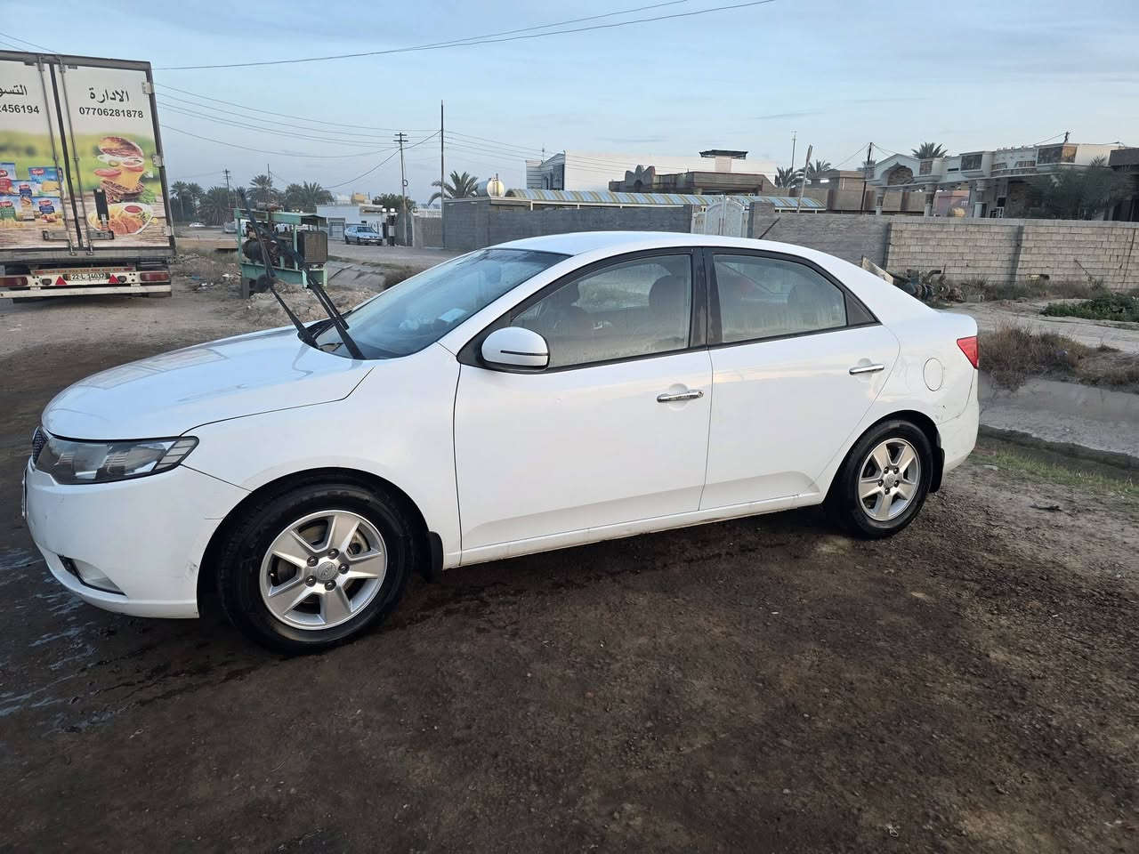 سلام عليكم سيراتو موديل ١١ خليجي مكينة ١٦٠٠ حادثها قطعتين بدون صبغ سعر ٨٥
***********
