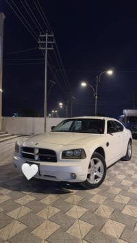 ٦ سلندر • ٢٠١٣ • كاميرا خلفية