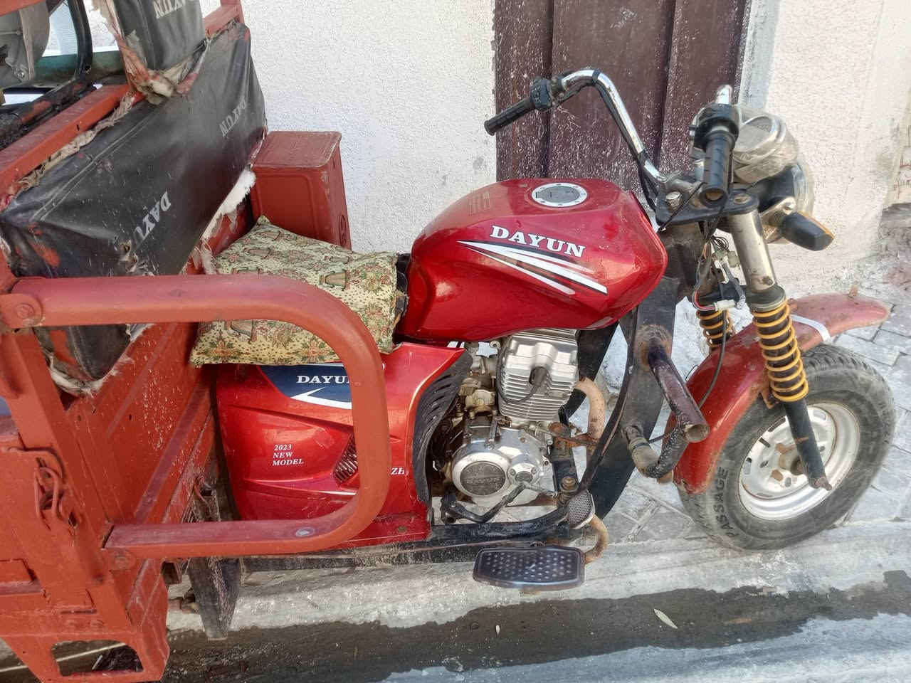 ستوته دايوان مديل 20مكينه مال 25 الستوته خير من الله مال شغل اوراقه اصوليه ركبه وشاصي مكفول بديه معدل عليه وصابغه اكرر ستوته مال شغل كهربائيات شغاله ستوته مشدود عليه روبن مال مي جانت تشتغل بلسمك الستوته مليون و200بدون الروبن والغراض مليون رقمي ***********
