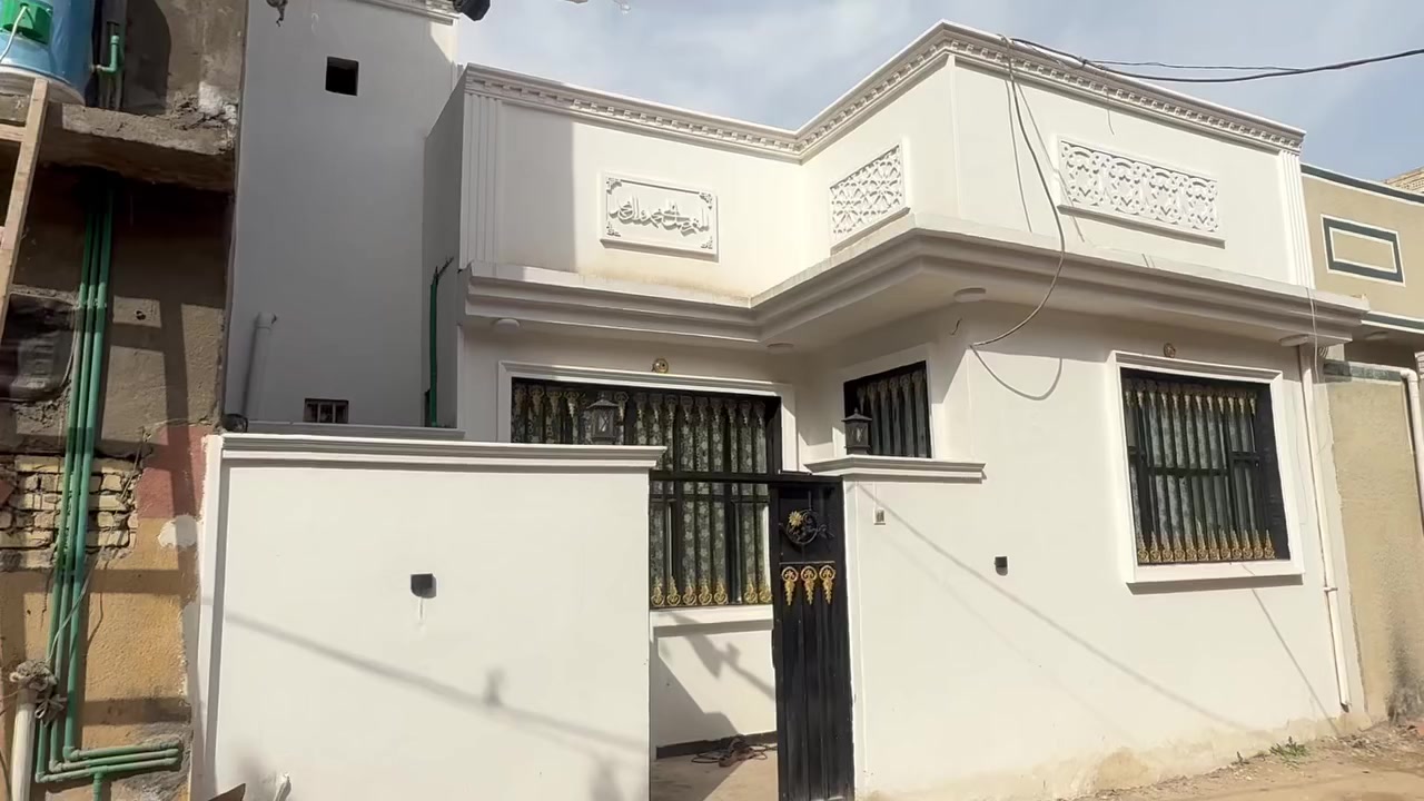 سلام عليكم دارللبيع طابقين طابو يحتوي عل أربع غرف واستقبال وصالة ومطبخ ***********
المكان كربلاءشارع شهيد
