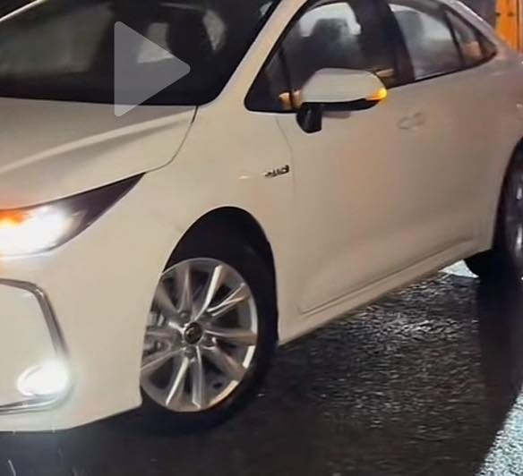 سلام عليكم وياله وتايرات مال كورلا شكل لخليجي لل بيع 350 وبيهن مجال حجم 16 تايرات زوج نضاف وزوج نص عمر مكاني بغداد 

***********
