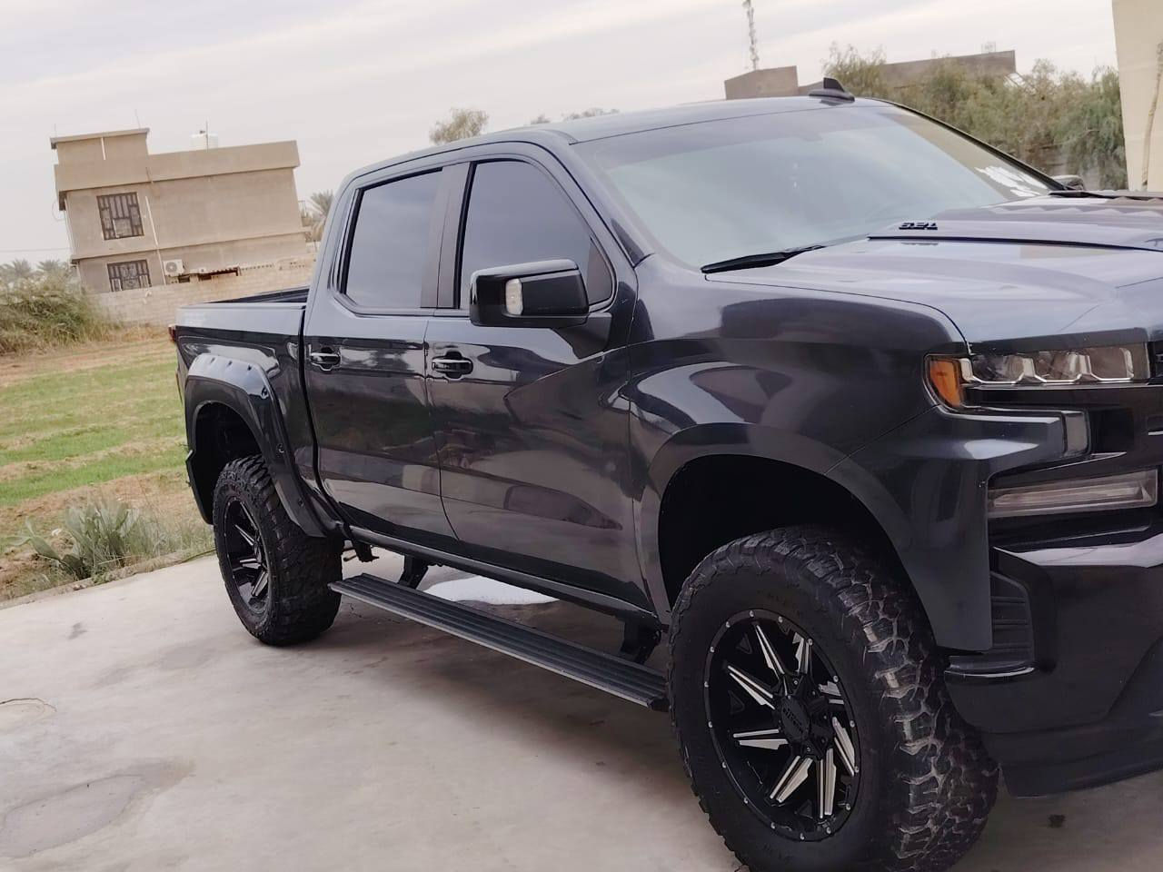 ياالله 
سلفادور موديل ٢٠٢٢ ادوات ادوات ادوات مكفوله من السرقه والعشائر والكص بيها صبغ جاملغ وشويه بلباب مكان بغداد عارضها ١٥٠$ وبيها مجال حك الجيه سياره جديده بشكل وجاهزه *********** للبيع فقط بدون مراوس بدون
