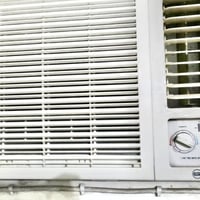 عندي مكيفات 2 واحد الريان و الثاني توسوت شغالات تدفئه تبريد  الواحد اب...