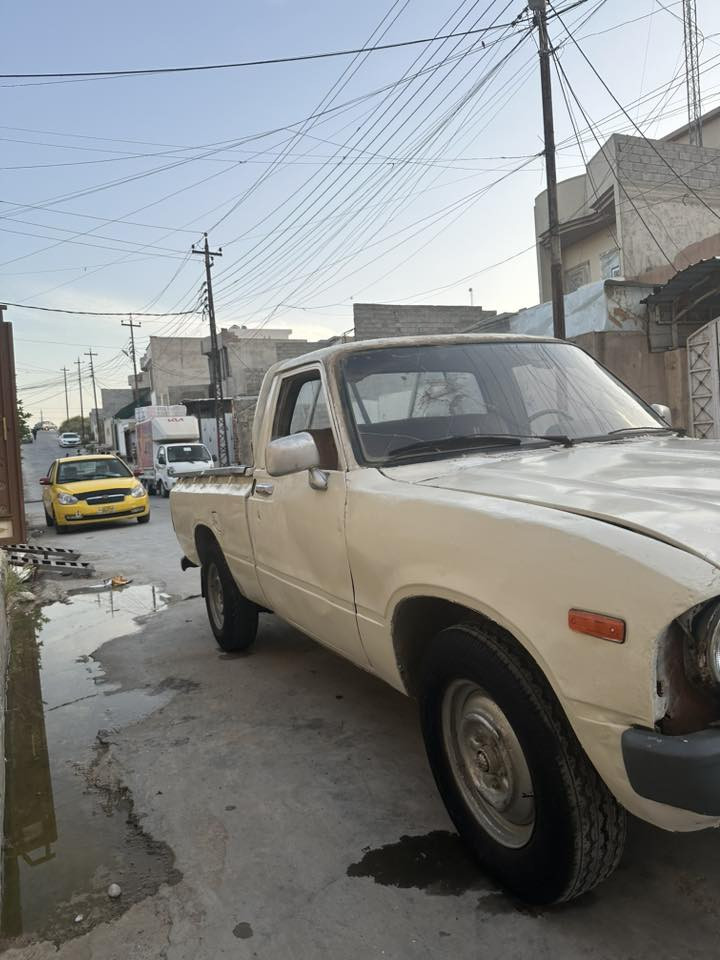 تويوتا بيكب موديل ١٩٨٠ كير محرك شرط كاربون موجود سنويه جديد شرط التحويل مكاني الهرمات 
***********
***********
