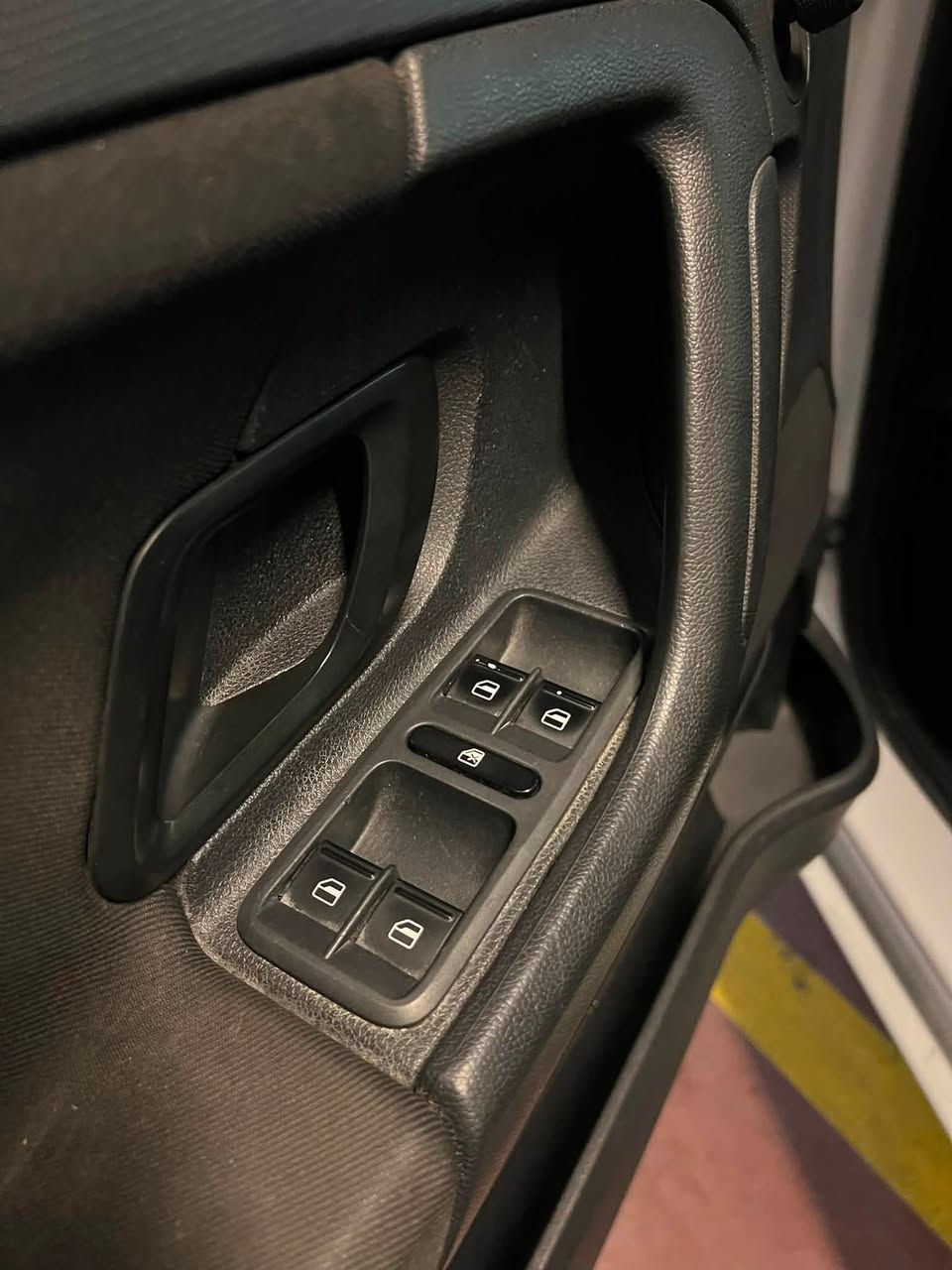 🚗 شۆکۆدا فابیا ٢٠١٥ بۆ فرۆشتن 🚗
سەیارەیەکی خاوێن و بێ کێشە
 مۆدێل: ٢٠١٥
 ڕۆشتووە: ١٥٥ هەزار کیلۆمەتر
 مواسەفات: ستاندارد (٤ جام کارەبا، سەلاجە )
مەکینە١٦ یە
نرخ:٦٨ گەڵا
ڕەقەم مۆبایل ***********
