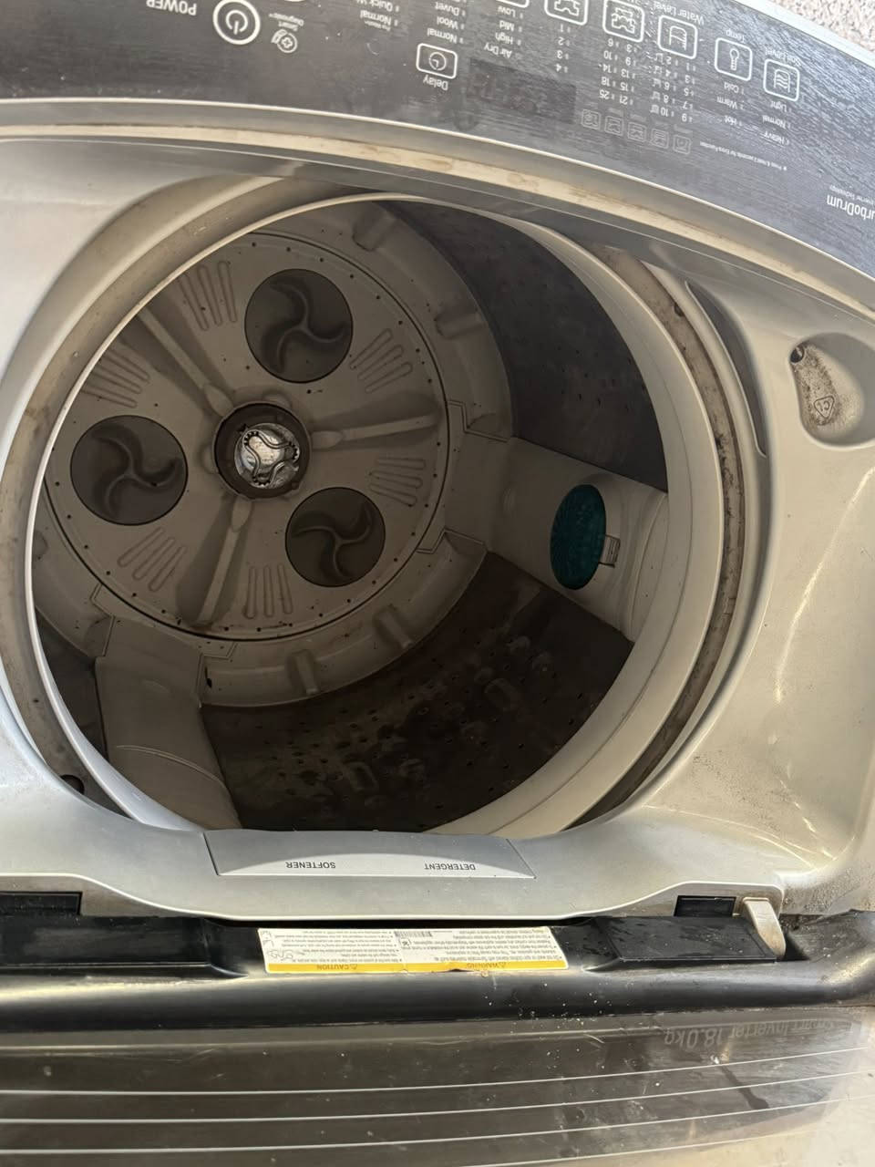 سلام عليكم غساله نضيفه متسخدمه شي بصيط اوتو ماتيك تجي تفحص بيدك السعر 350 وبيها مجال 
الرقم ***********
