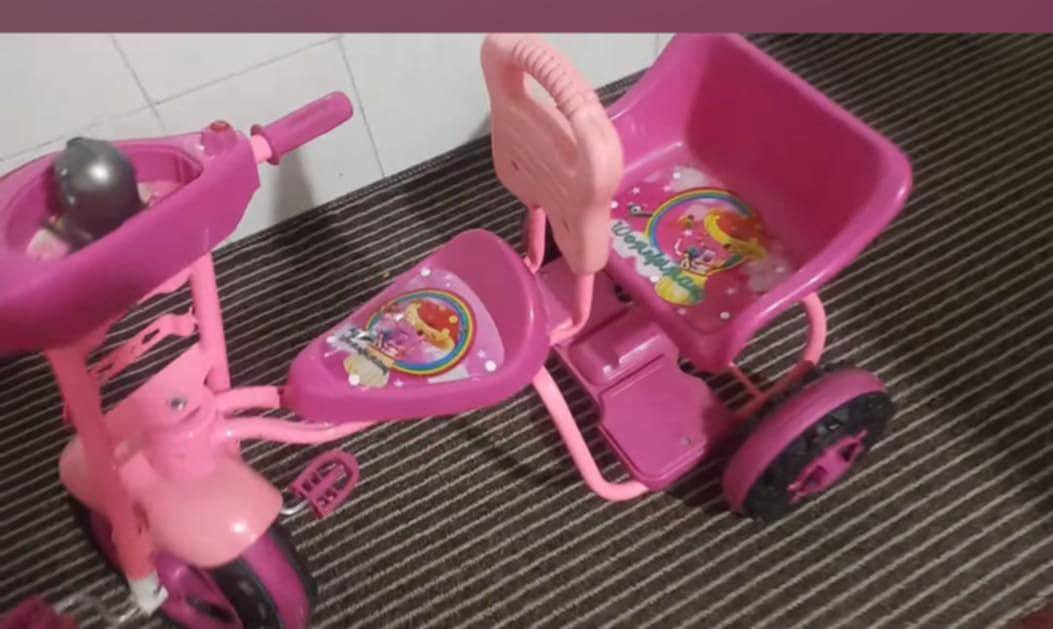 دوشك ضفظ شرط النظافه والاستخدام 50 وبي مجال بيسكل شرط النظافه 25 ومسند اطفال 15مامستخدم *********** كركوك, العراق
