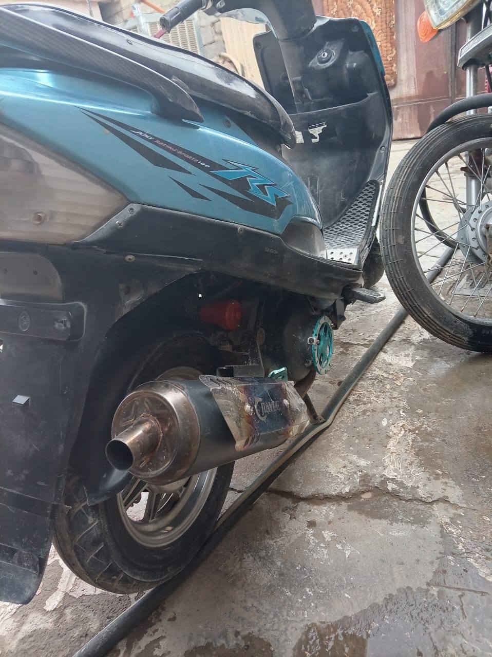 سلام عليكم ماكس عدله بوشه ٥٥ سلف شغال كامله مختمه ختم واحد نقصهه راجز سلف بي صوت وقبق هندر عايزه السعر ٣٧٥ إستفسار خاص للبيع او مراوس


**إذا كنت صاحب هذا الإعلان وتريد حذفه لأي سبب، رجاءا أرسل رسالة إلى الدعم الفني**