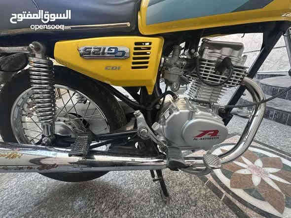 سلام عليكم .     نامه شلامجه متياز مديل 2021 سنويه ورقم بسمي تحويل ثاني يوم لوحات لنكليزي  دراجه معمره كله 2022 غراضهه ماكو قطعه بيهه ذا مو اصليه ونضافه كبال العين تجي وشوف بعينك نضافت دراجه مكينه 22 صارلهه اربع اشهر مشدوده دراجه مين ماتريدهه مكفوله سعر 1700 وبيهه مجال رقم ***********
