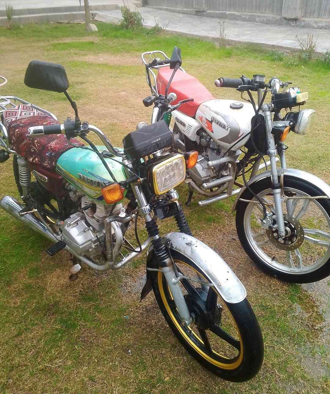 دراجات ايرانيه للبيع شغالات كهربئيات شغاله الابيض يرادله هندر اتصال علئ الرقم *********** بي واتساب او مراسله الحساب لشراي يجي وليشلع كلبي رجاأ لا تعب نفسك
