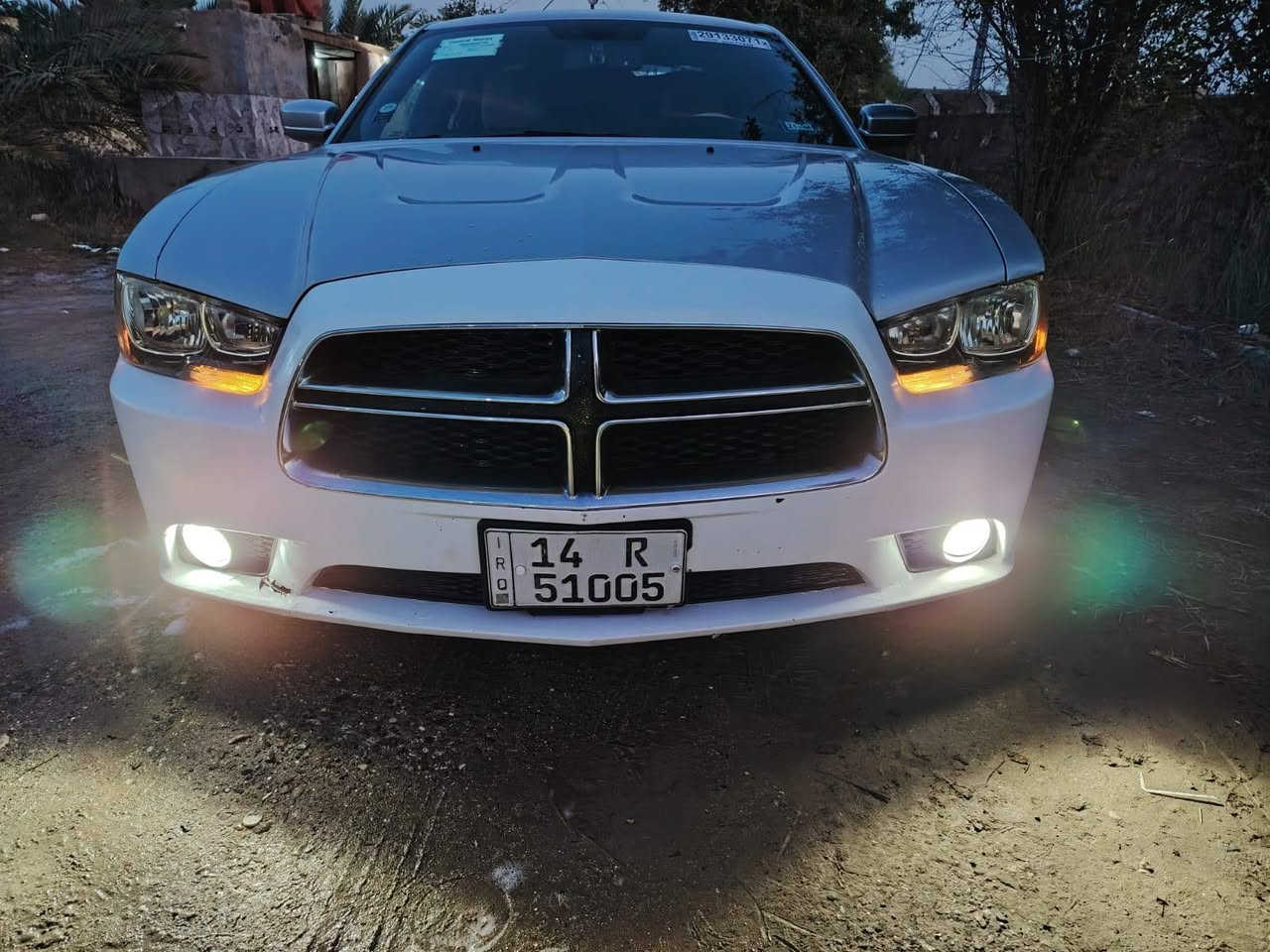 جارجر موديل ١٢  وارد كندي كفاله من الضربه والصبغ التبديل تبريد
شاشه جبيره
كاميرا دواره
محرك ٣٦٠٠
تشغيل عن بعد 
مداور ثاني يوم جاهزه من كلشي اي نقص مابيها 
سونار موجود عدا شخوط بسيطه
السعر ١٥٥ بيها مجال قليل مكاني ناصريه 
مكلف بلنشر لتراسني 

رقم صاحب السياره ‏‪0780 347 9370‬‏
