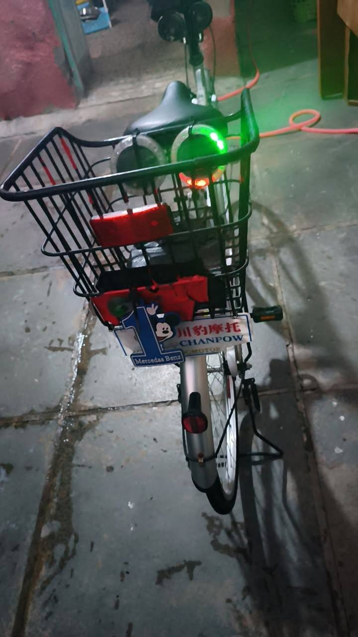 سلام عليكم باسكل جديد او كلشي ميرادلة كامل محتاز او ريد بيعة مجنبز السعر 100او بي مجال شراي ***********هاذة رقمي
