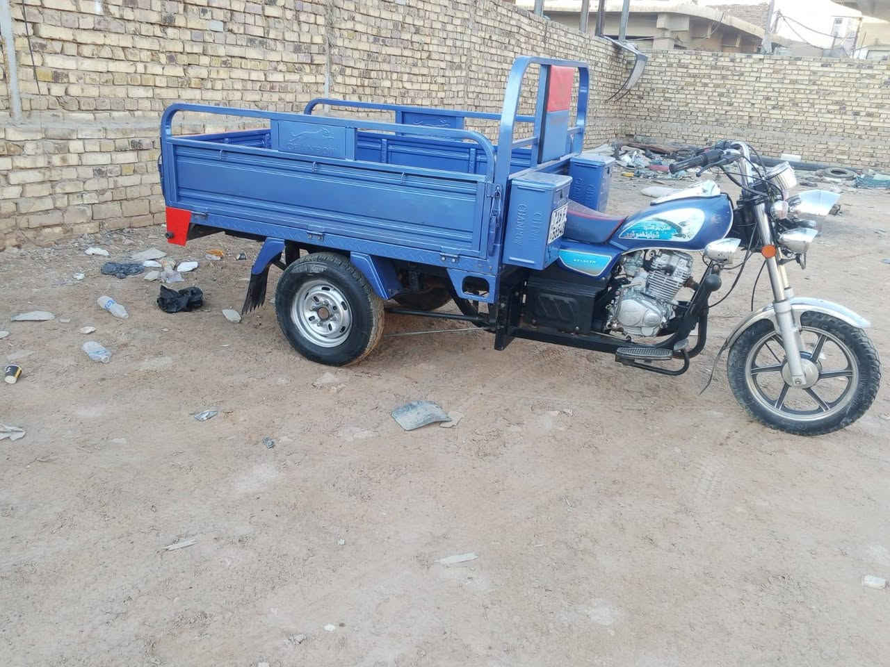 سلام عليكم البيع مديل 2023رقم ابيض وسنويه مدور شوكت ما يعجبك ركبه وشاصي مكفول من لحيم والخياس شرط الفحص مكينه برغي ما مفتوح بيهه شرط مكاني بلدوانيه سعر مليونين 250
***********
