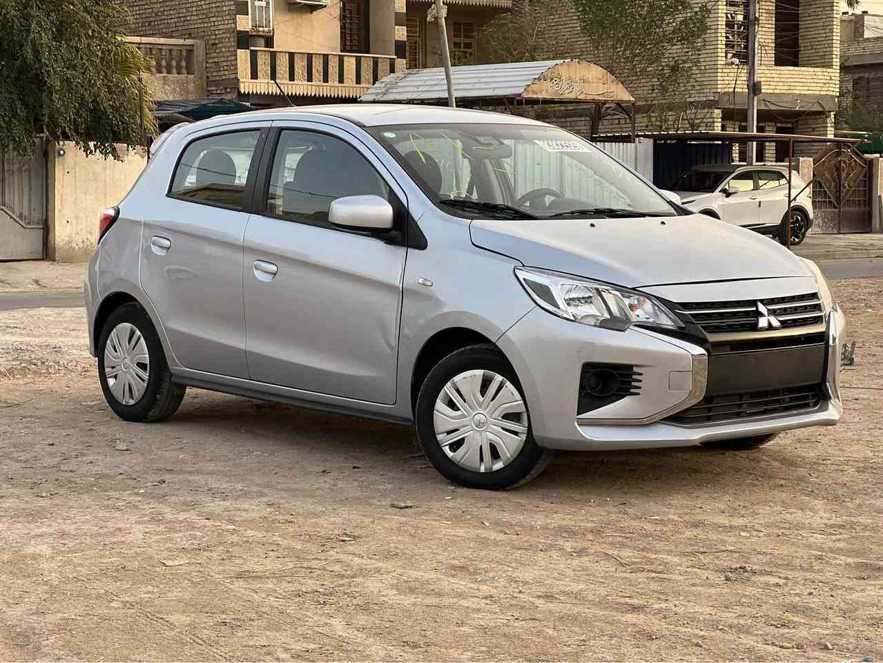 ميراج 2024 واردي امريكي 
السعررر 80
ماشيه 16 الف 
مكينه 1200
حادثه جاملغ وبنيد مبدلات 
مواصفات 
شاشه 
كامير 
رادرار
تحكمات
السياره بدون رقم بسمي 
مكان بغداد 
*********** بغداد, العراق
