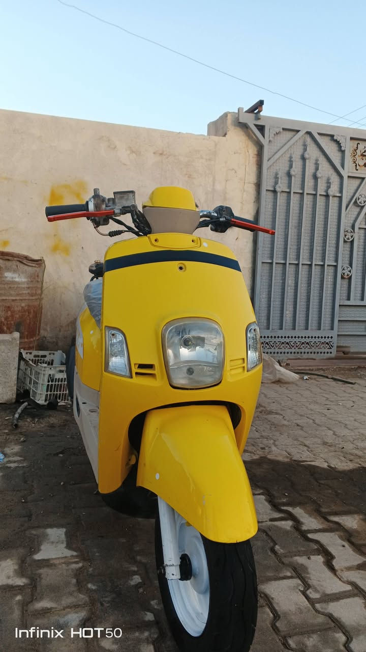 السلام عليكم دراجه ماكس بوليس مقفوله كامله كلها شغاله دراجه مقفوله ماكينه بلاديه ما مفتاح ورقه بيها ماكينه بلاديه مكانها بغداد النهران سعرها 650 وبيها مجال ***********
