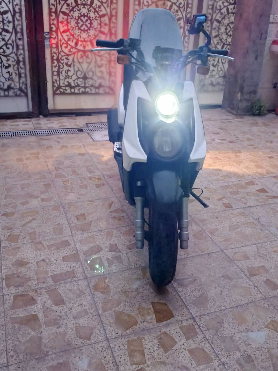 سلام عليكم دراجه سكنس جبلي خير من الله لدراجه بلاديه برغي ممفتوح بيها شغل وطلع السعر مليون وبيها مجال قليل قليل عنوان مدينه الصدر اتصال ***********
