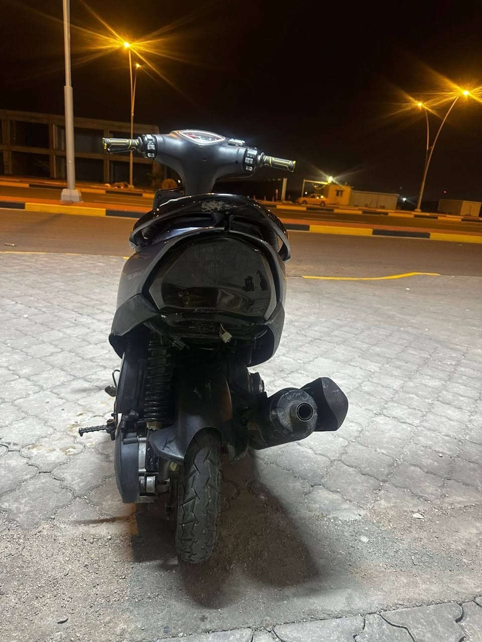 السلام عليكم اخوان مكلف بلنشر دراجه ماكس عدله 120
الدراجه مبوشه 55 كلهه شغاله ماعده السلف يرادله باتري
مكينه ناعمه لاتنقص ولاتبخر الدراجه خير من الله السعر 700وبيها مجال ***********
